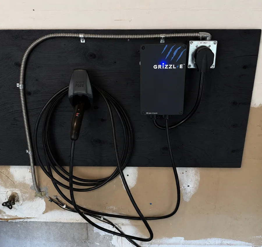 Grizzle EV Charger & NEMA 14-50